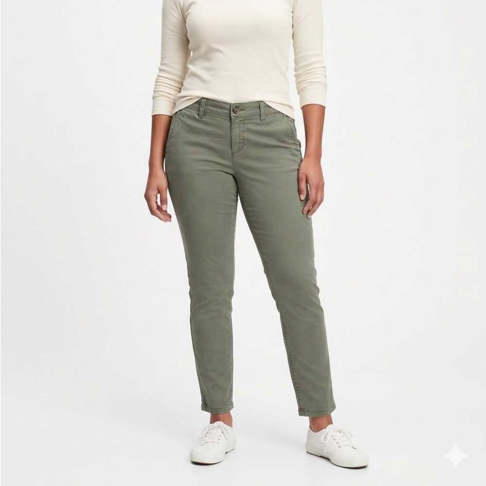 a.n.a Chino Pants Women’s Size 4 Olive Green Slim Fit‎ Casual Stretch